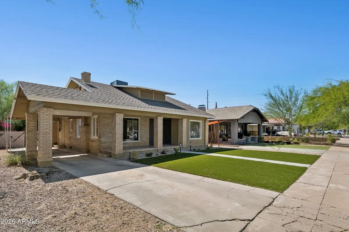2534 N Richland Street in Phoenix, AZ 85006